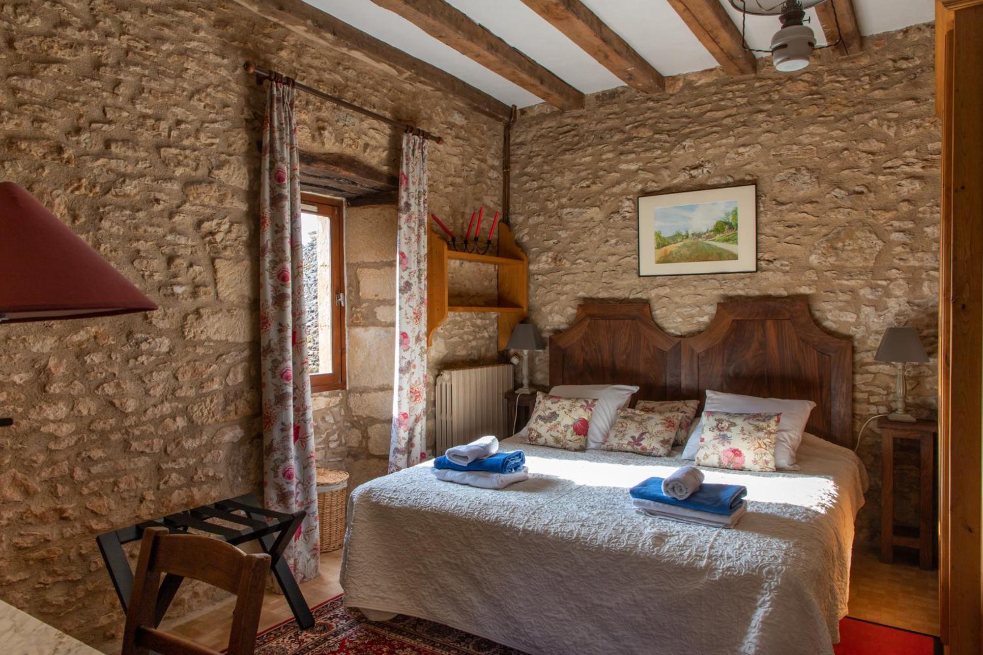 Chambres D'Hotes Avec Piscine La Rossillonie Beynac-et-Cazenac Bilik gambar
