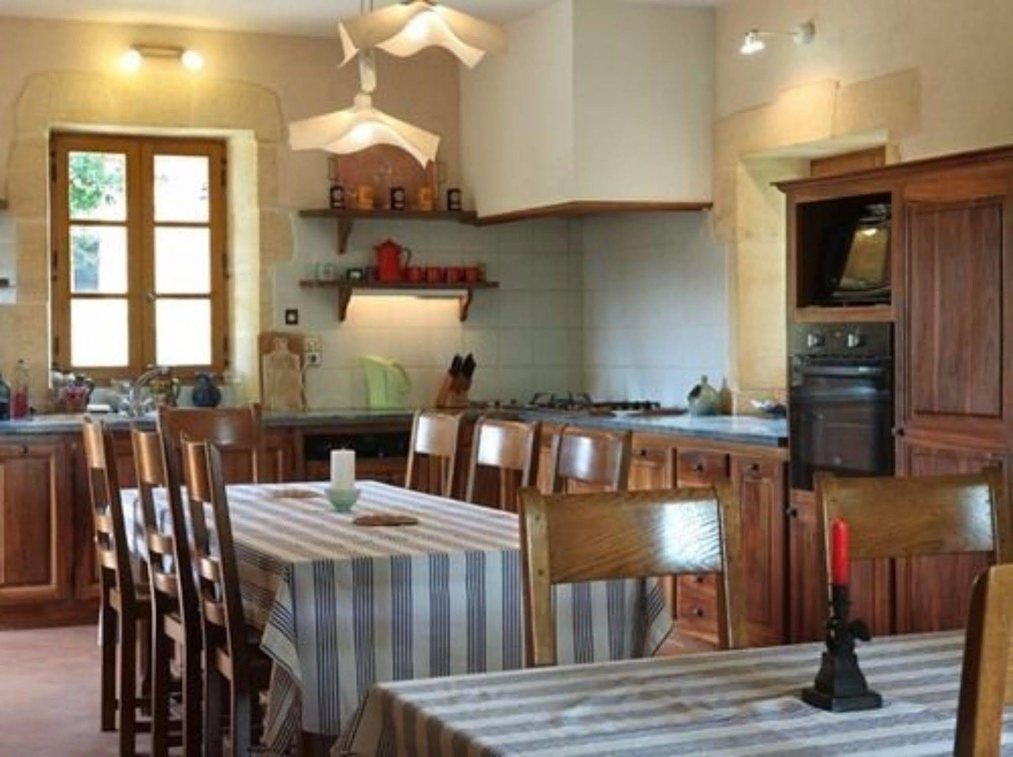 Chambres D'Hotes Avec Piscine La Rossillonie Beynac-et-Cazenac Luaran gambar